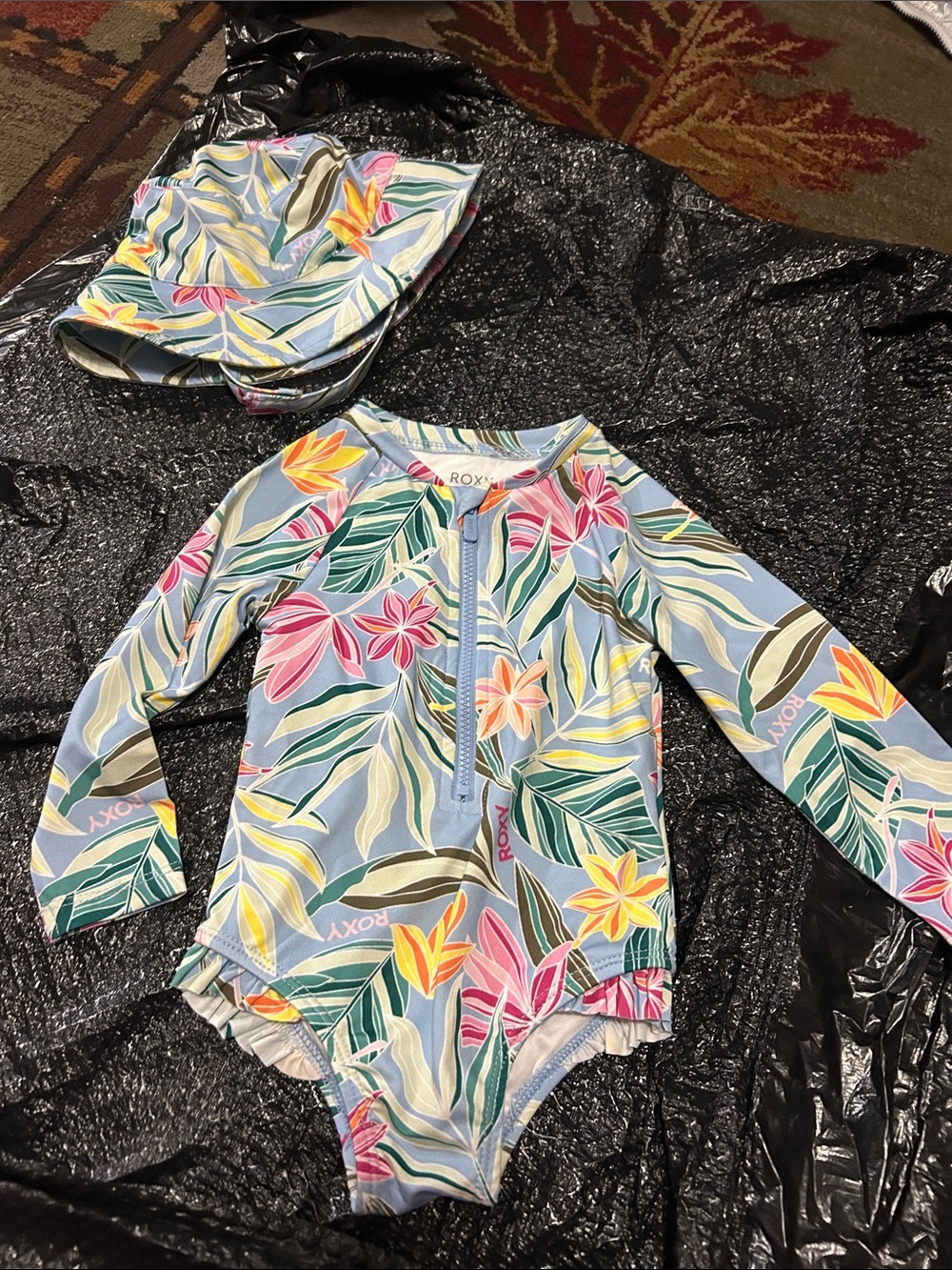 Roxy Girls' Blue Tropical Floral Long-Sleeve Rashguard Swimsuit with Hat